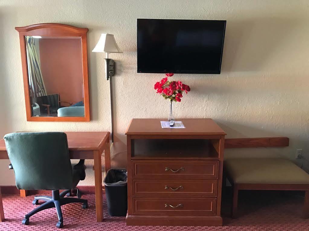 Best Budget Inn Абилин Екстериор снимка